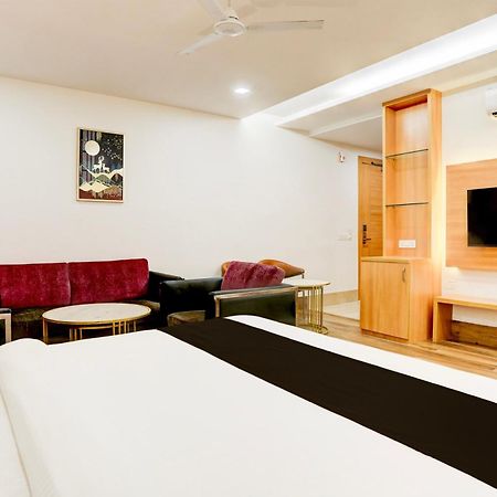 Palette Calista Premium Resort Samalkha 外观 照片
