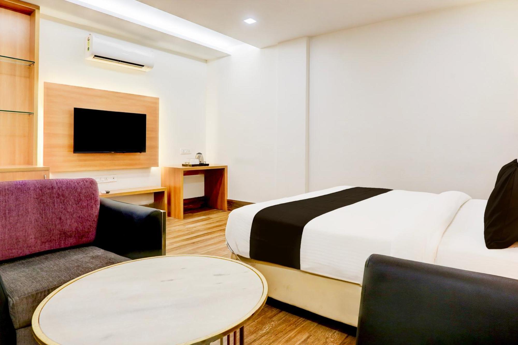 Palette Calista Premium Resort Samalkha 外观 照片